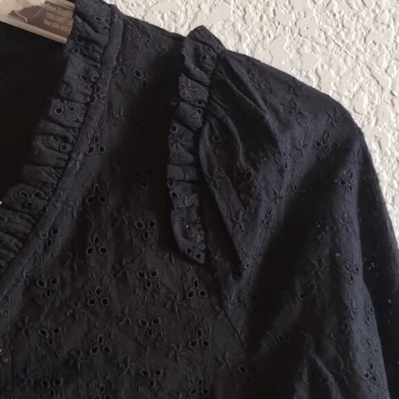 Anthropologie NEW Doe & Rae Black Eyelet Lace Puff Sleeve Covered Button Blouse - Picture 5 of 12